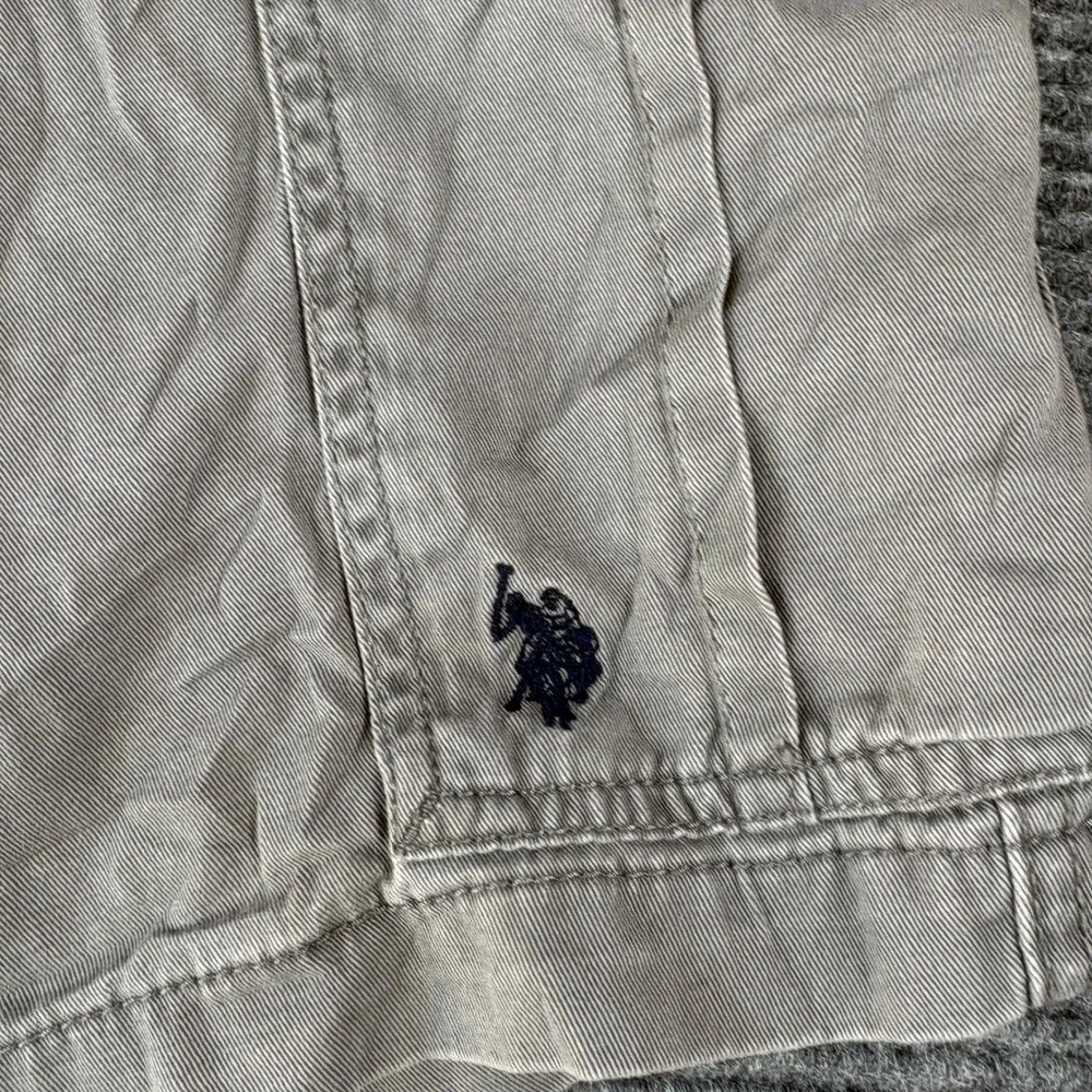 US Polo Assn Mens Gray Cargo Shorts Size 36 Embroidered Logo Cotton Casual